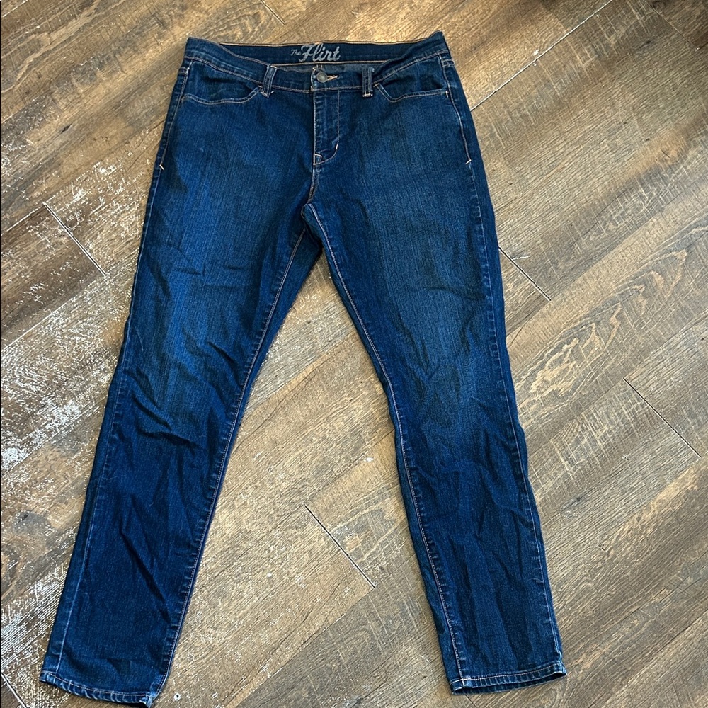 Old Navy 'Flirt' dark wash skinny jeans. size 8 Regular‎